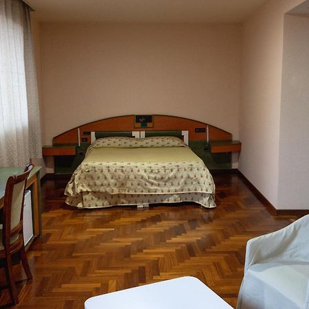 Hotel San Nicola Lagonegro Ngoại thất bức ảnh
